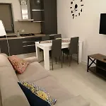 Matt Ros شقة *